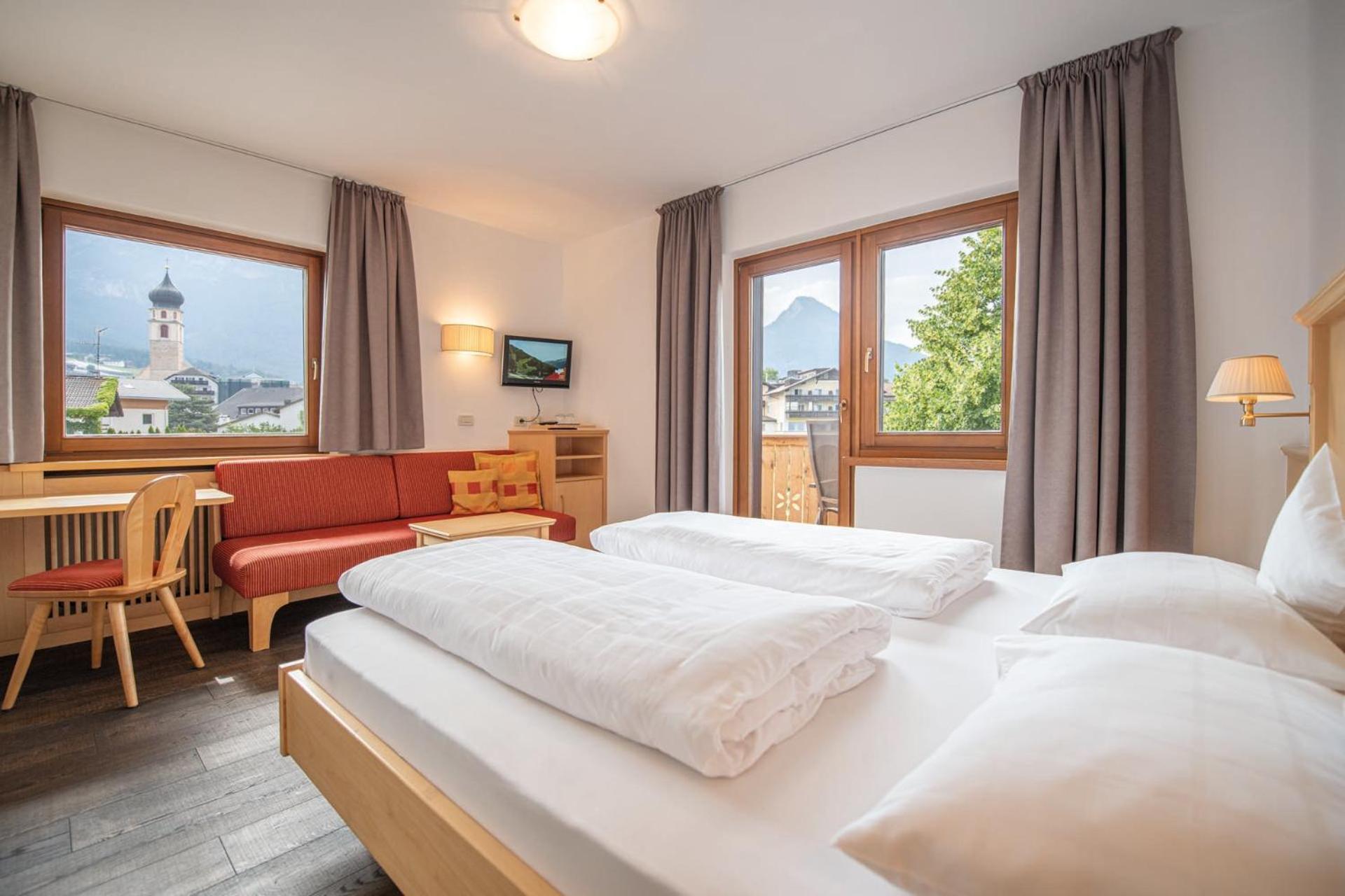 Hubertus Dolomites Aparthotel Fie allo Sciliar Ngoại thất bức ảnh